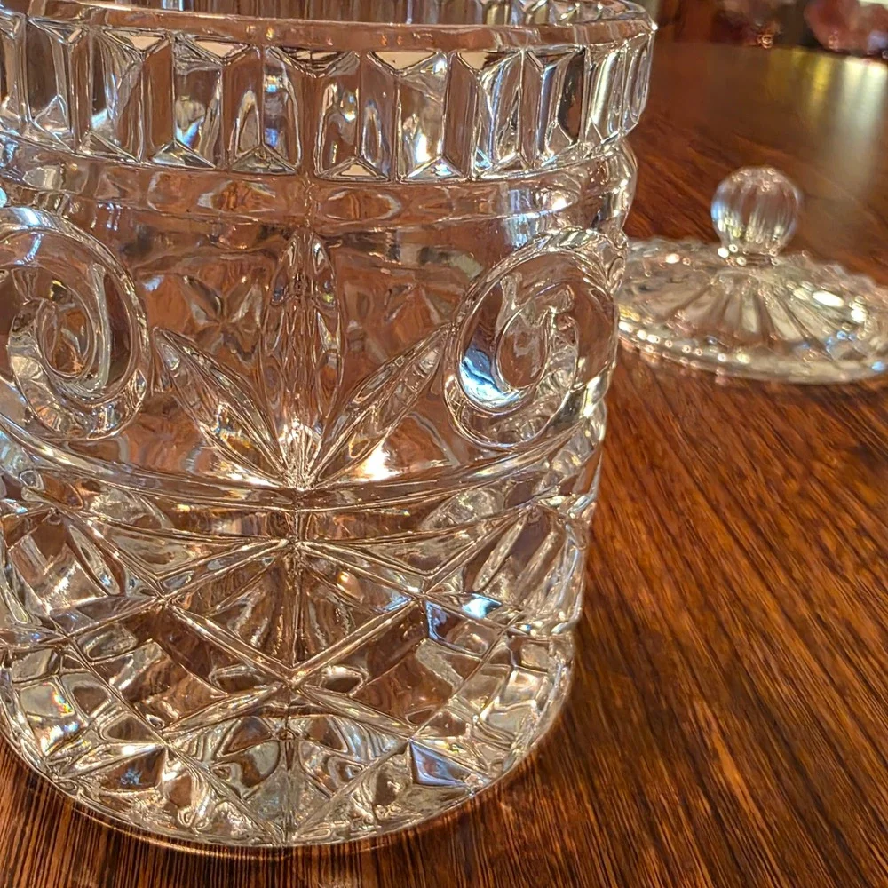 Vintage Cut Lead Crystal Biscuit Barrel Candy Jar Lid Clear Glass Fifth Ave